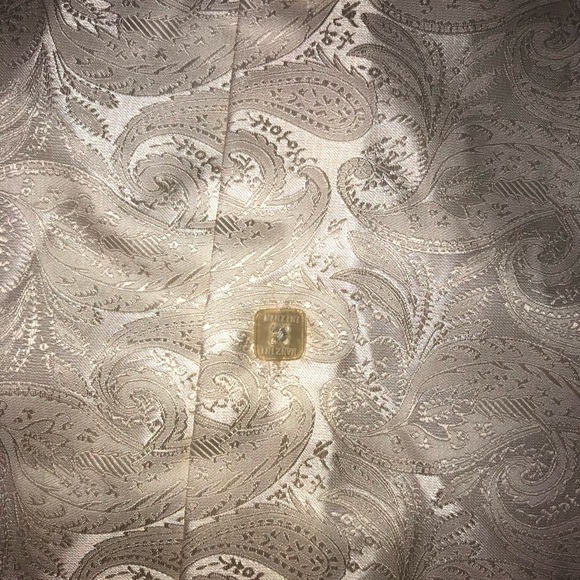 ❌SOLD❌Manzini Cream Dress shirt - Picture 3 of 4